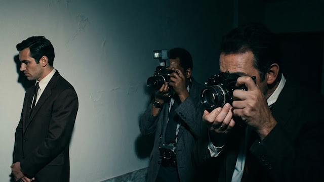 Press photographers swarm the Manson case in archival footage in the Netflix documentary The Charles Manson Tapes