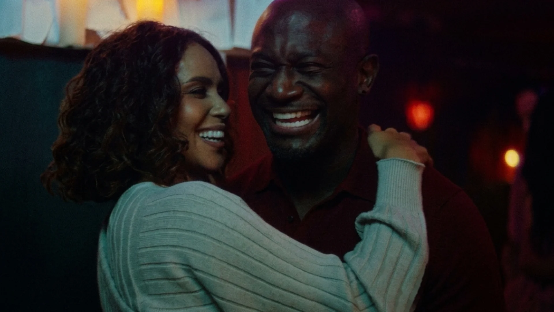 Taye Diggs as Darius and Lesley-Ann Brandt as Kelly in His, Hers & Ours